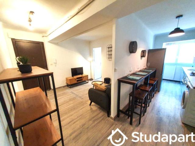 Chambre dans une colocation de 11m2