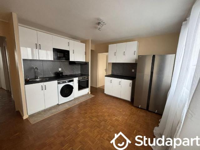Chambre dans une colocation de 11m2