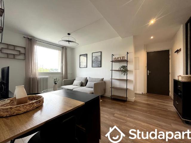 Chambre dans une colocation de 11m2