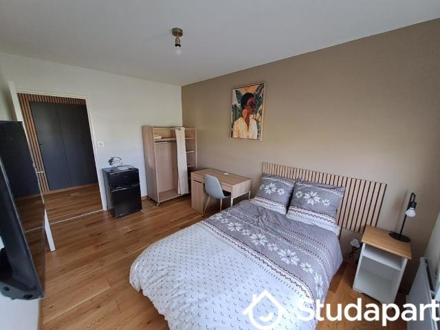 Chambre dans une colocation de 11m2