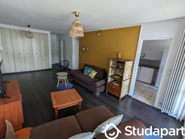 Chambre dans une colocation de 11m2