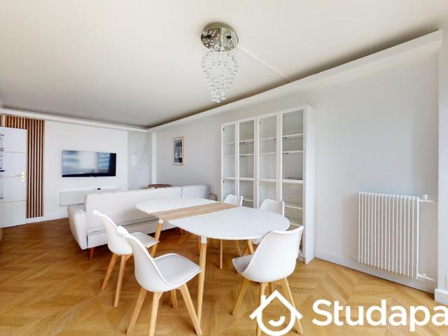Chambre dans une colocation de 11m2