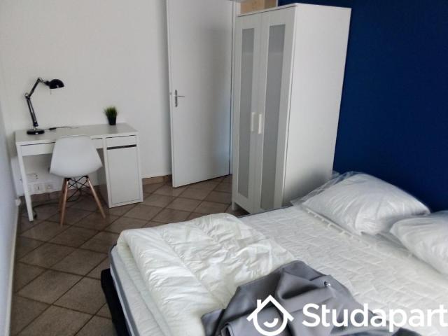 Chambre dans une colocation de 11m2