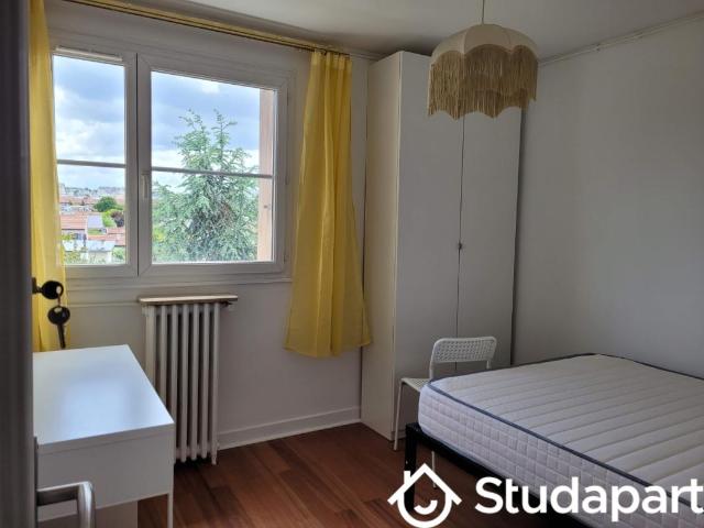 Chambre dans une colocation de 11m2