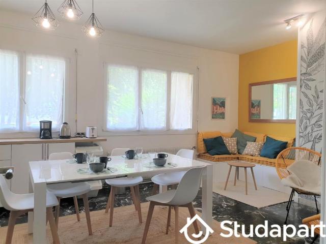 Chambre dans une colocation de 11m2