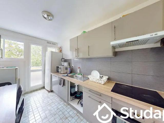 Chambre dans une colocation de 11m2