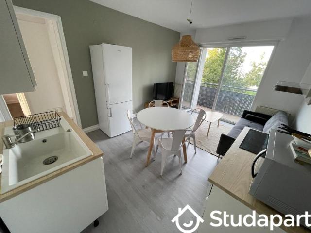 Chambre dans une colocation de 11m2