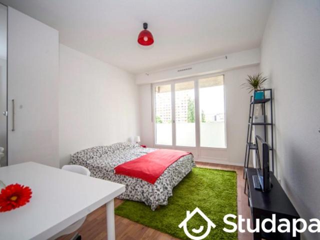 Chambre dans une colocation de 12m2