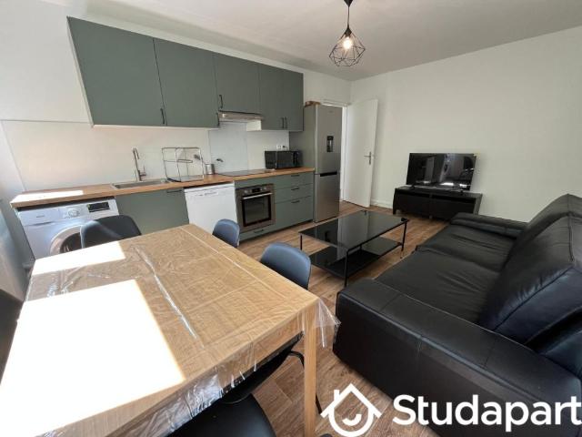 Chambre dans une colocation de 12m2