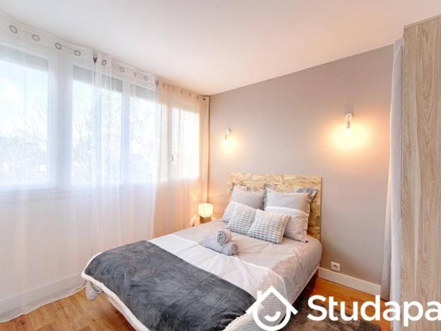 Chambre dans une colocation de 12m2