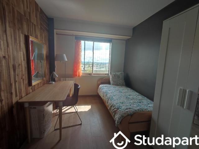 Chambre dans une colocation de 12m2
