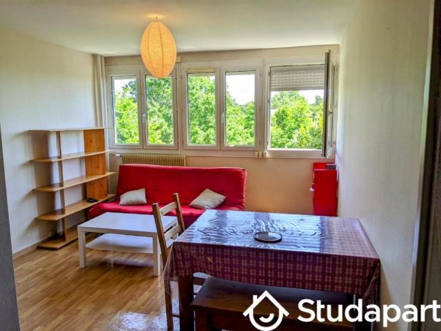 Chambre dans une colocation de 12m2