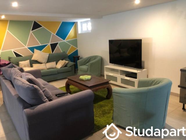 Chambre dans une colocation de 12m2