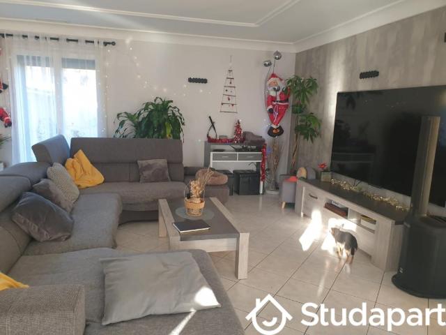 Chambre dans une colocation de 12m2