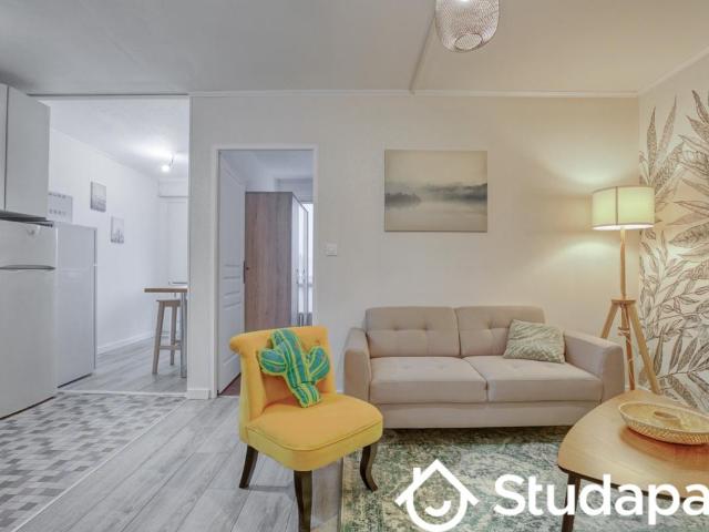 Chambre dans une colocation de 12m2