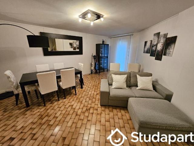 Chambre dans une colocation de 12m2