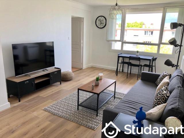 Chambre dans une colocation de 12m2