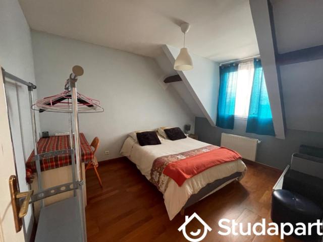 Chambre dans une colocation de 12m2