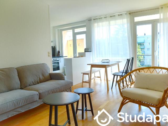 Chambre dans une colocation de 12m2