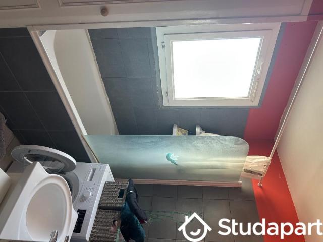 Chambre dans une colocation de 12m2