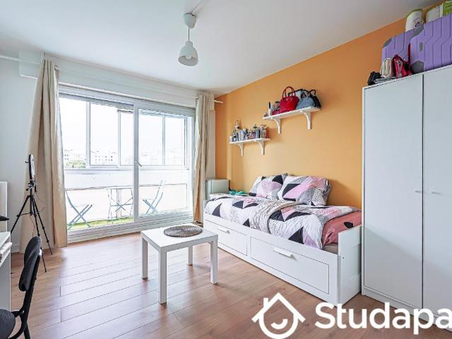 Chambre dans une colocation de 12m2
