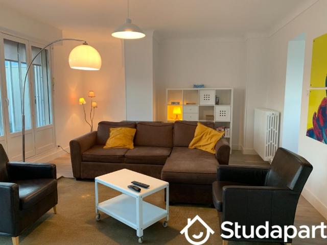 Chambre dans une colocation de 12m2
