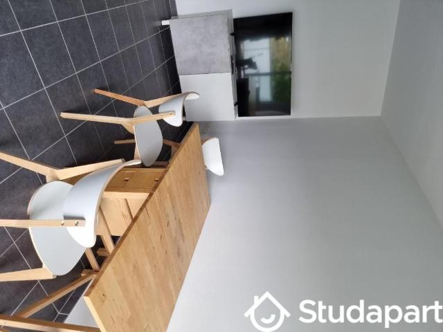 Chambre dans une colocation de 12m2