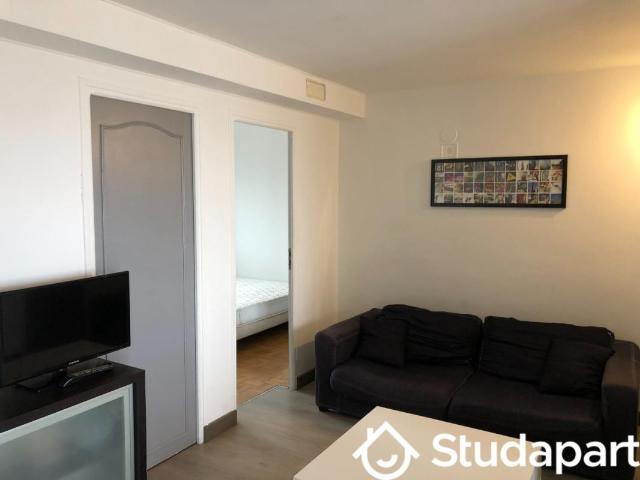 Chambre dans une colocation de 12m2