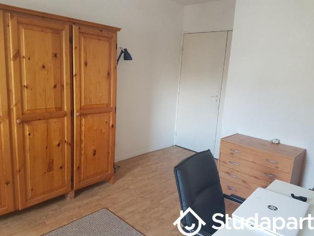 Chambre dans une colocation de 12m2