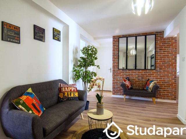 Chambre dans une colocation de 12m2