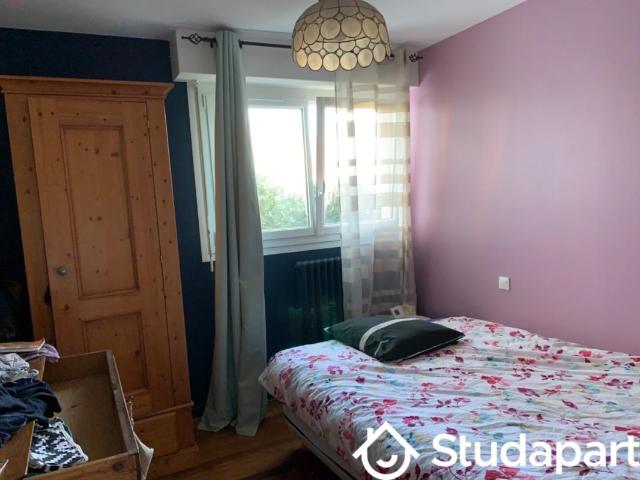 Chambre dans une colocation de 12m2