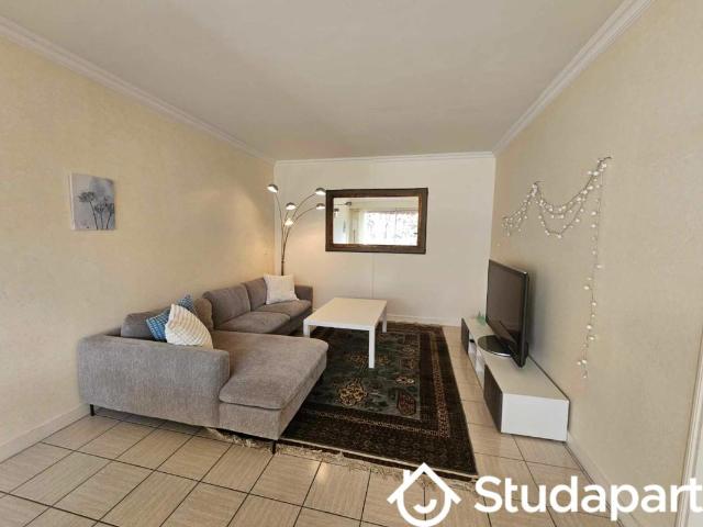 Chambre dans une colocation de 12m2