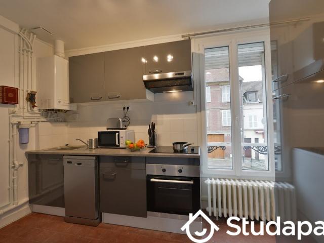 Chambre dans une colocation de 12m2