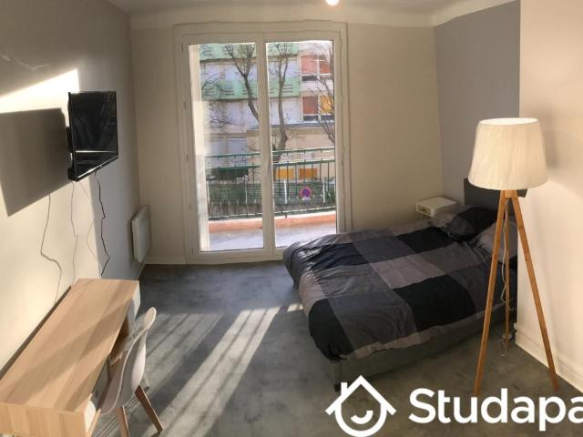 Chambre dans une colocation de 12m2
