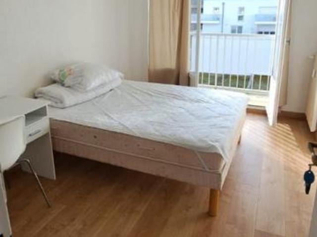 Chambre dans une colocation de 12m2