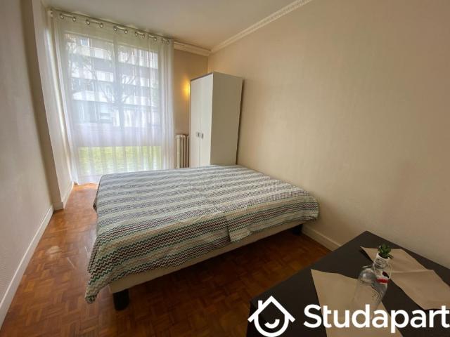 Chambre dans une colocation de 12m2