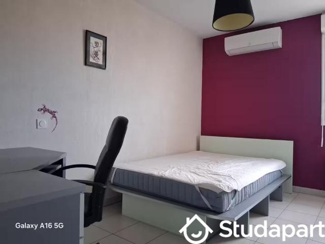 Chambre dans une colocation de 12m2