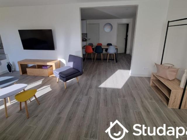 Chambre dans une colocation de 12m2