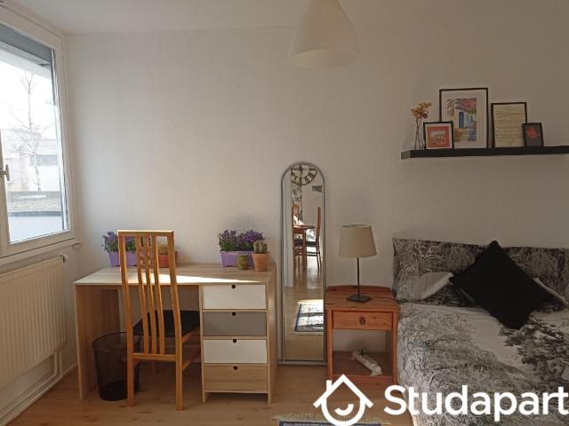 Chambre dans une colocation de 12m2