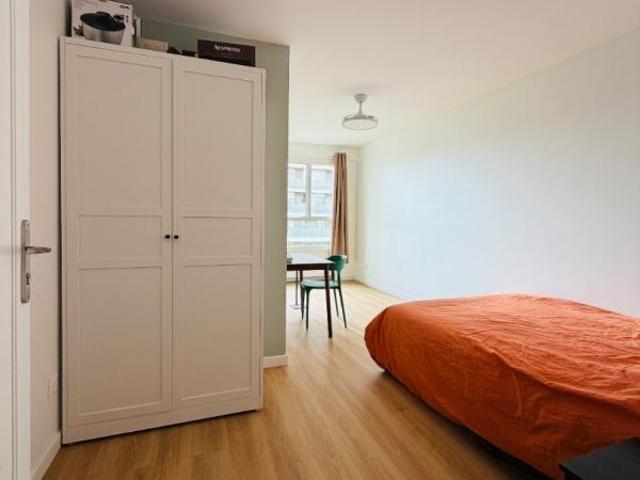 Chambre dans une colocation de 12m2