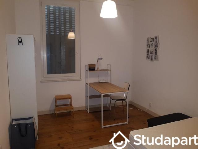 Chambre dans une colocation de 12m2