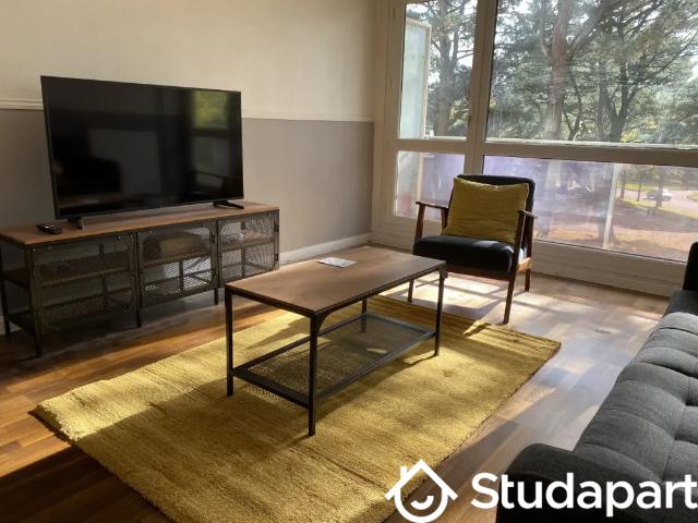 Chambre dans une colocation de 12m2