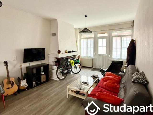 Chambre dans une colocation de 12m2