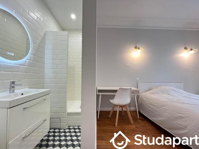 Chambre dans une colocation de 12m2