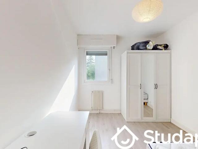Chambre dans une colocation de 12m2
