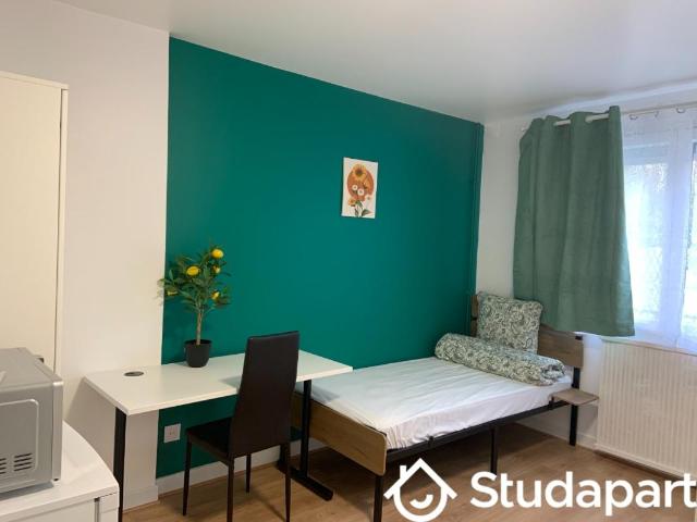 Chambre dans une colocation de 12m2