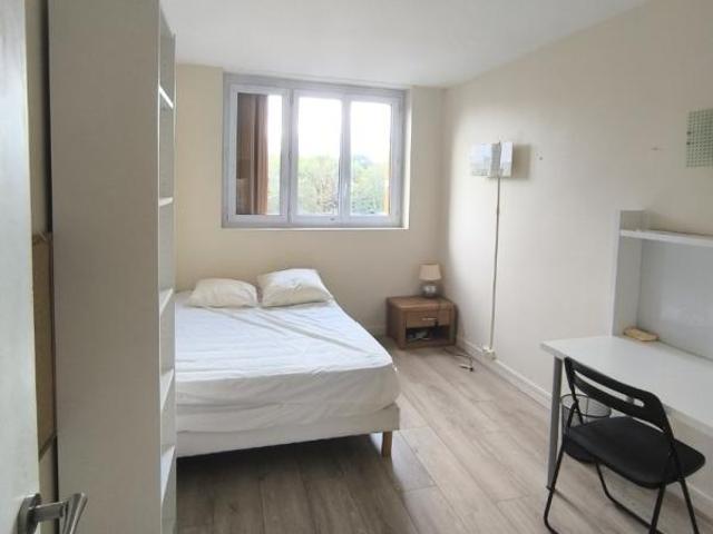 Chambre dans une colocation de 12m2
