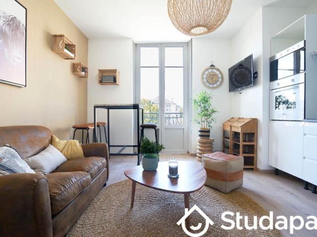 Chambre dans une colocation de 12m2