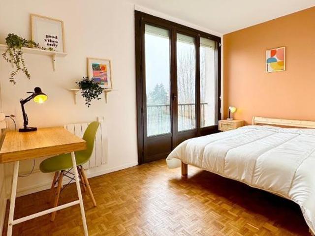 Chambre dans une colocation de 12m2