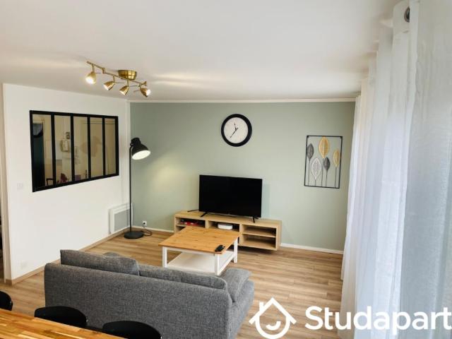 Chambre dans une colocation de 12m2
